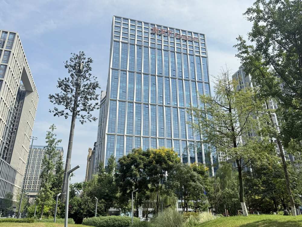 搜房金融大厦外观图